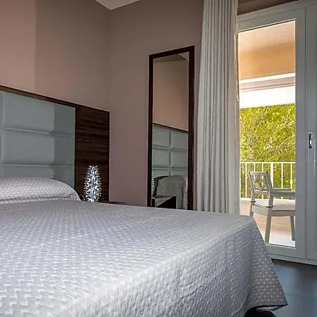4essences Boutique Bed & Breakfast
